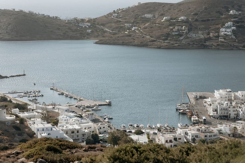 Eliana & Peter Bohemian wedding in Ios