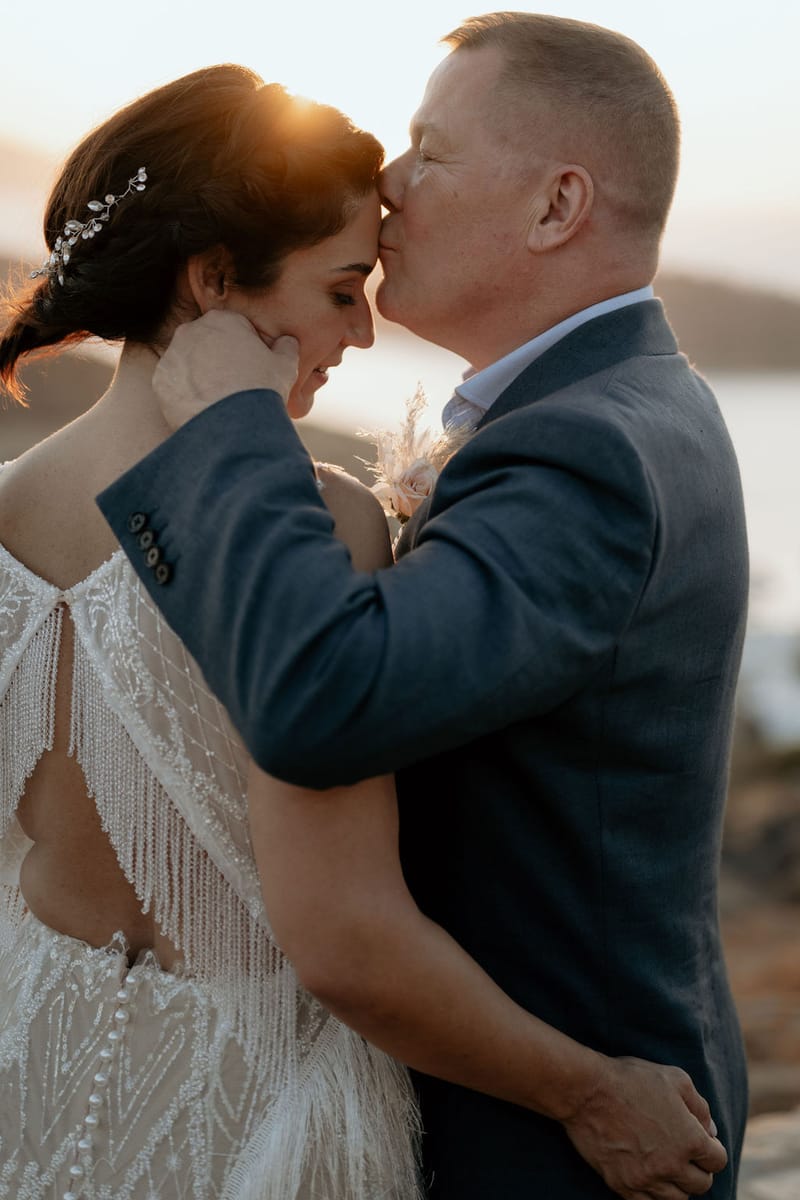 Eliana & Peter Bohemian wedding in Ios