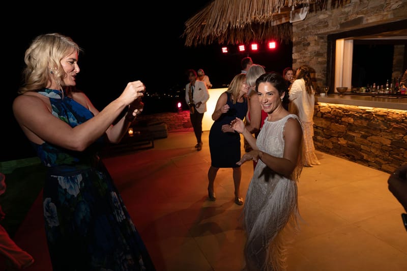 Eliana & Peter Bohemian wedding in Ios