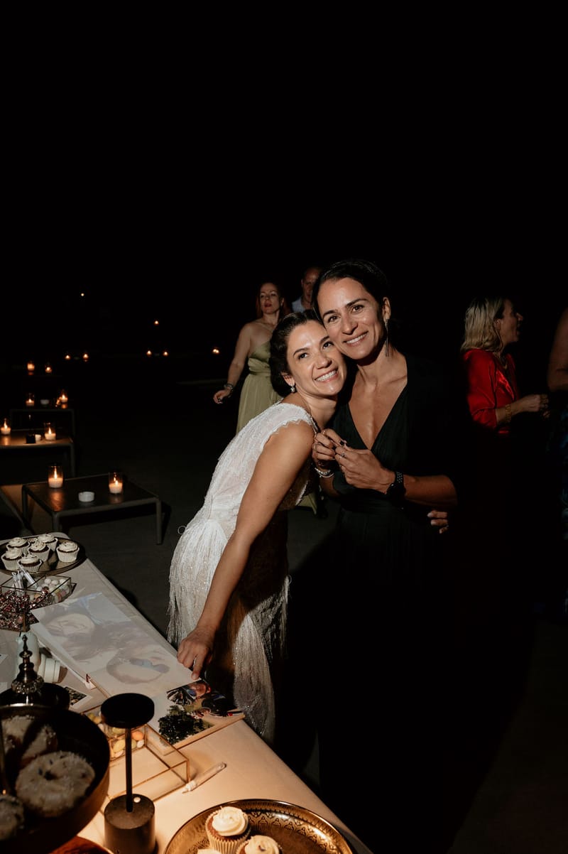 Eliana & Peter Bohemian wedding in Ios