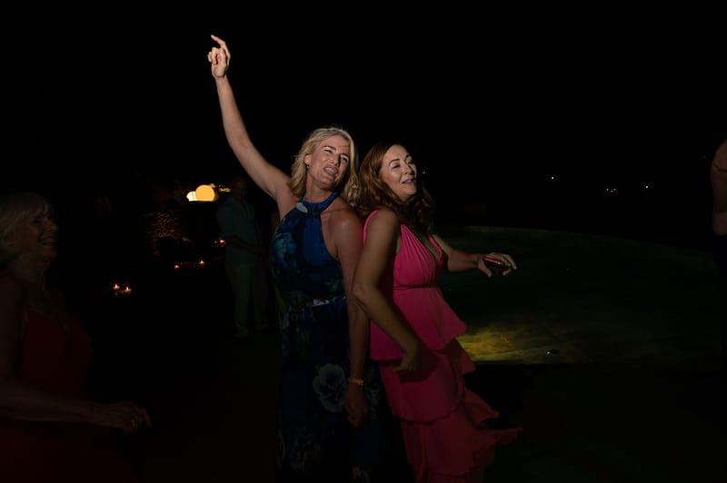 Eliana & Peter Bohemian wedding in Ios