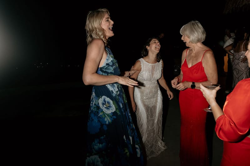 Eliana & Peter Bohemian wedding in Ios