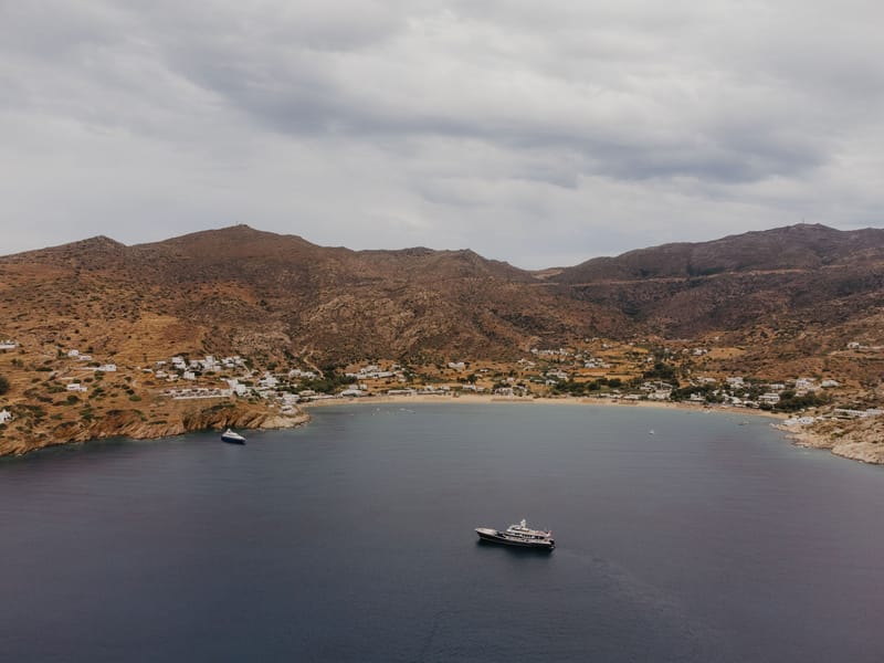 Rosie & Jordan Wedding in Ios Island