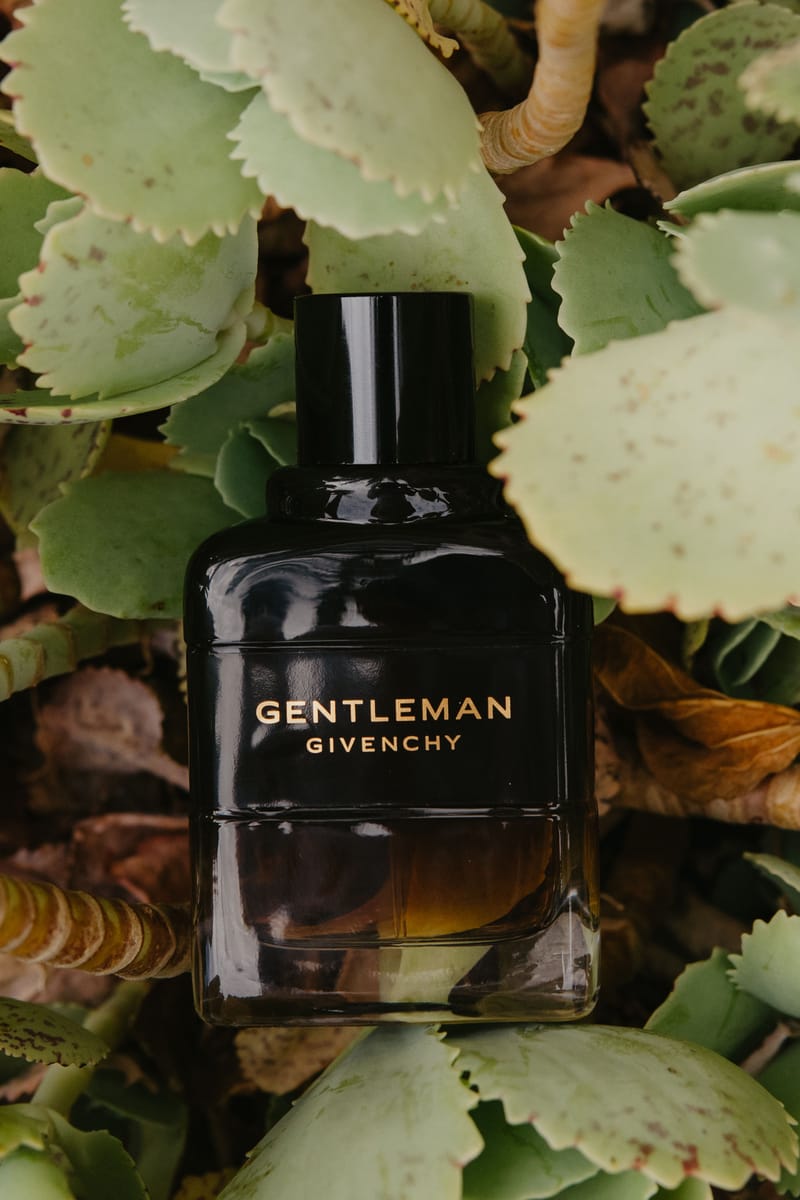 Rosie & Jordan Wedding in Ios Island