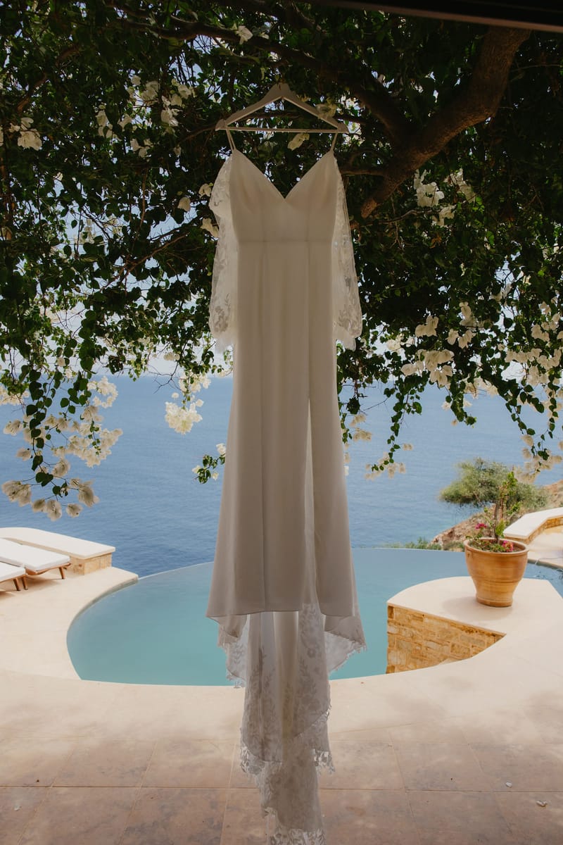 Rosie & Jordan Wedding in Ios Island