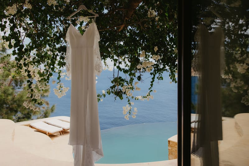 Rosie & Jordan Wedding in Ios Island