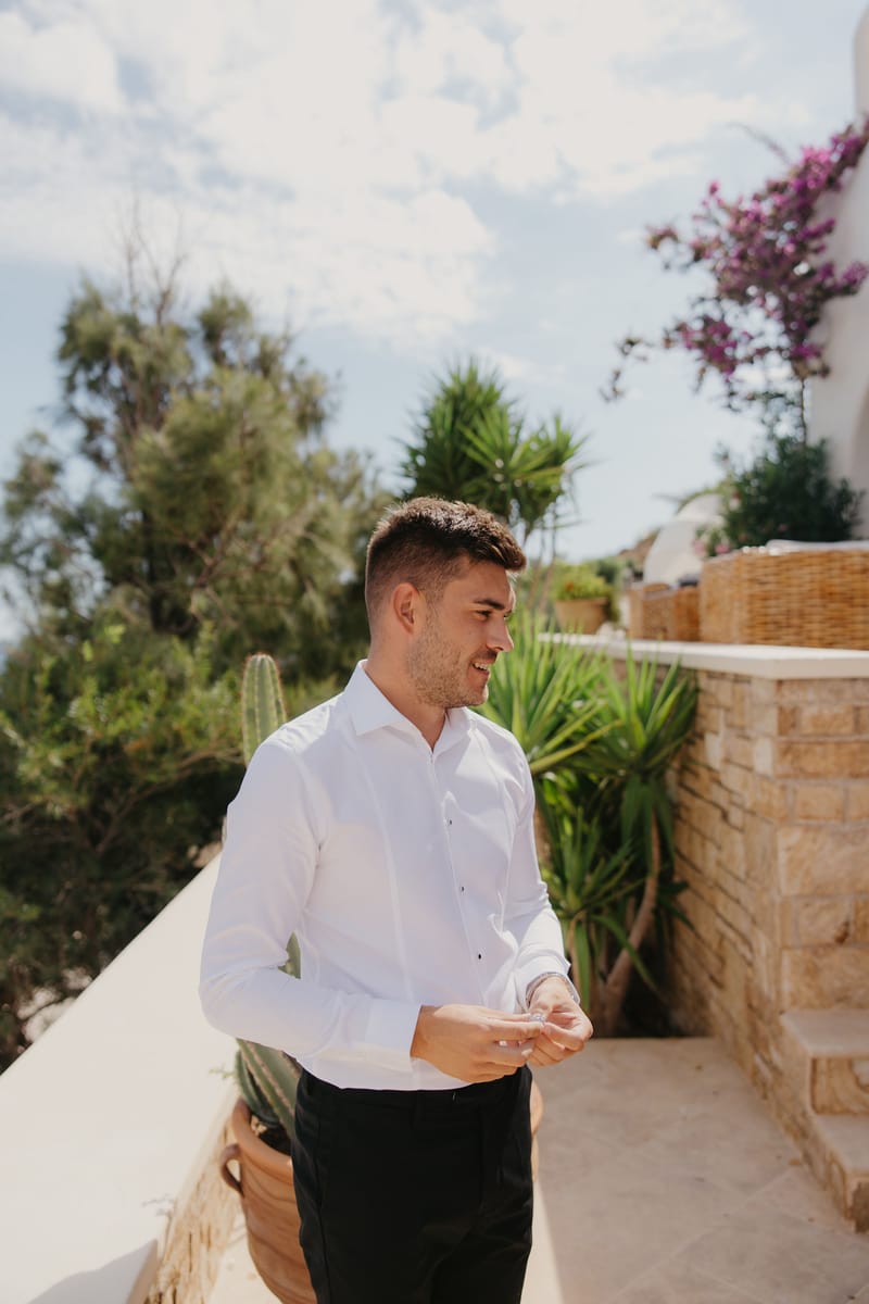 Rosie & Jordan Wedding in Ios Island