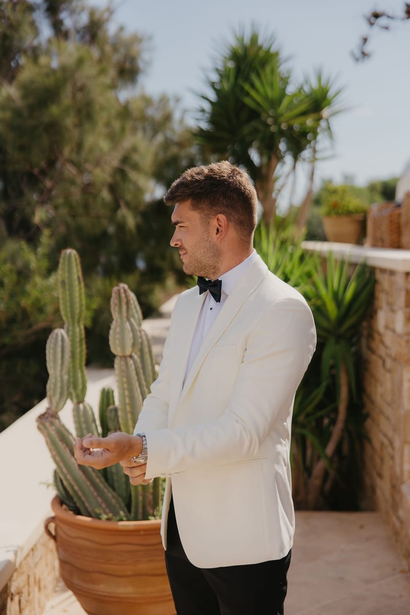 Rosie & Jordan Wedding in Ios Island