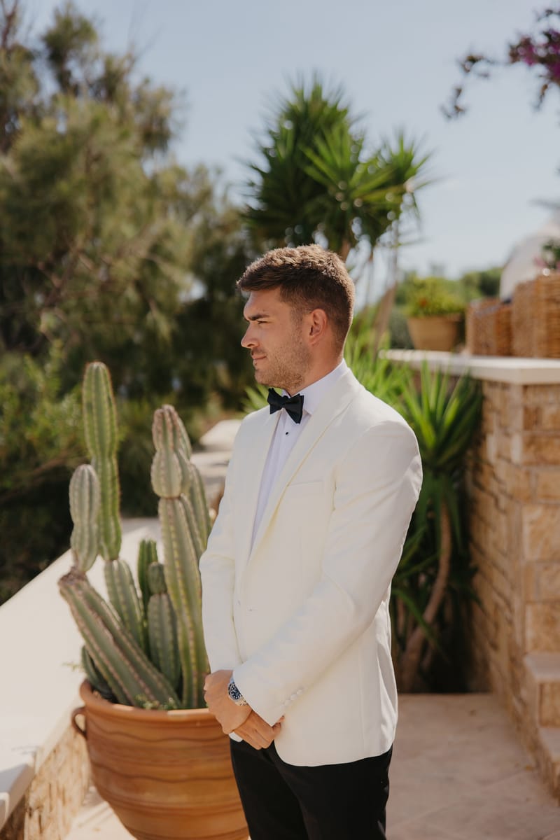 Rosie & Jordan Wedding in Ios Island