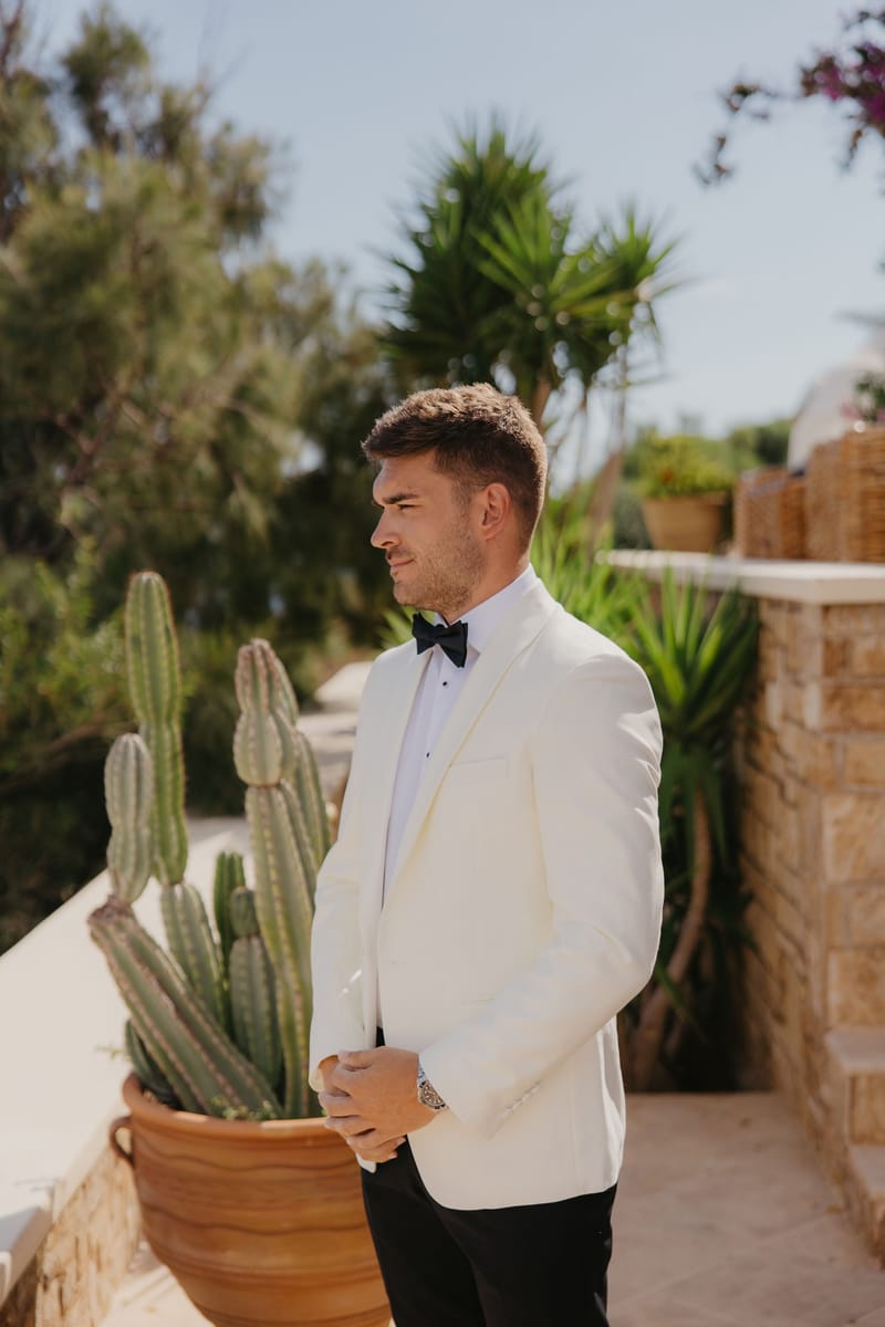 Rosie & Jordan Wedding in Ios Island