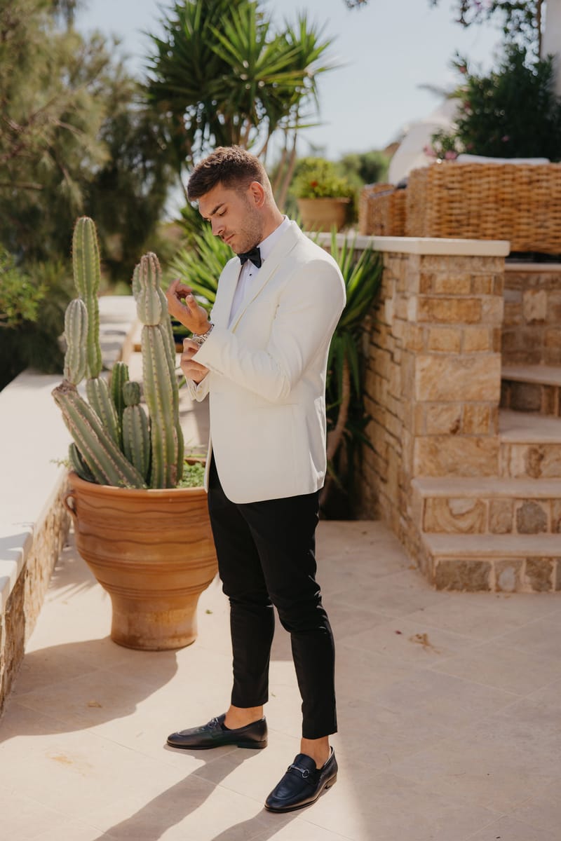 Rosie & Jordan Wedding in Ios Island