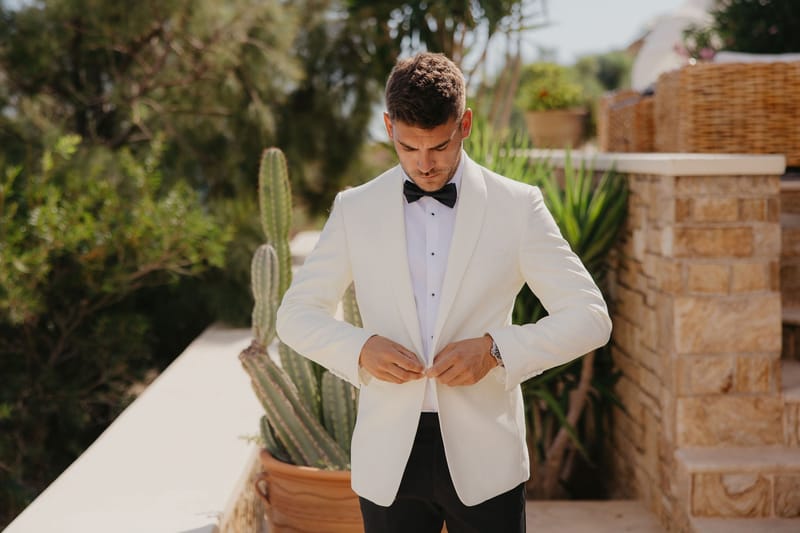 Rosie & Jordan Wedding in Ios Island