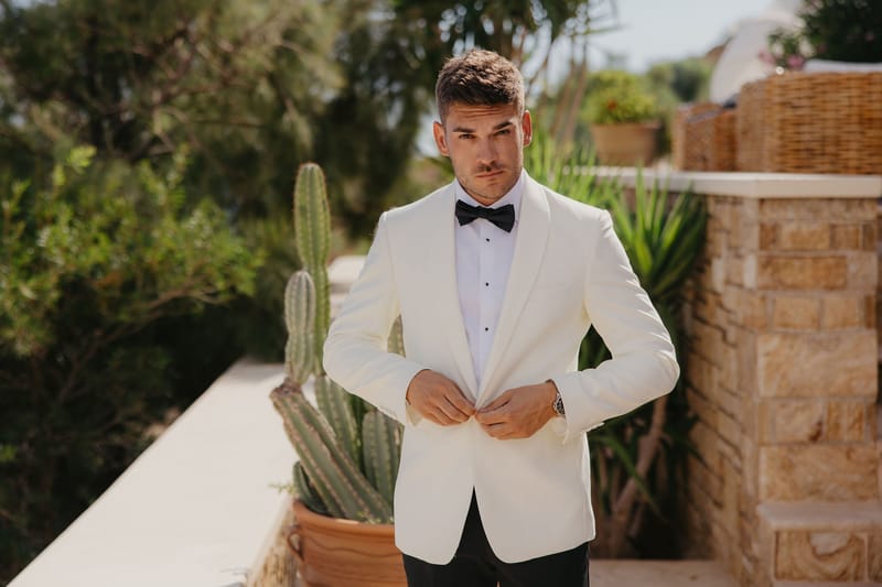 Rosie & Jordan Wedding in Ios Island