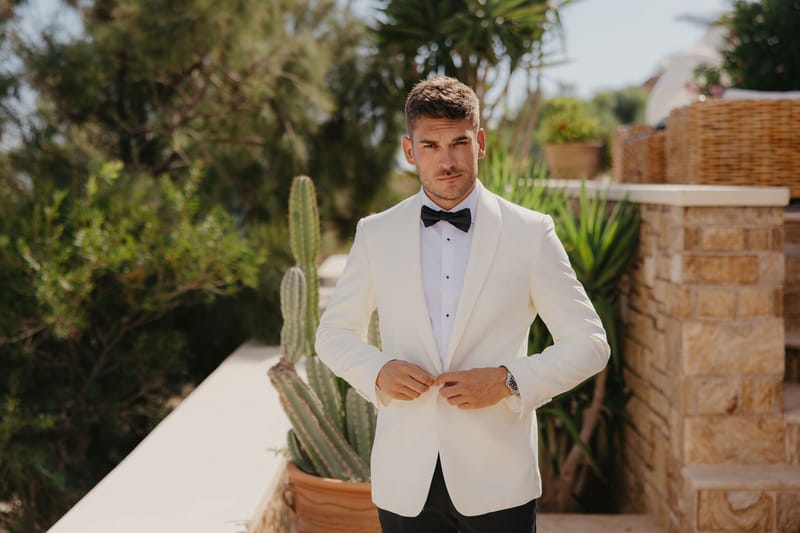 Rosie & Jordan Wedding in Ios Island