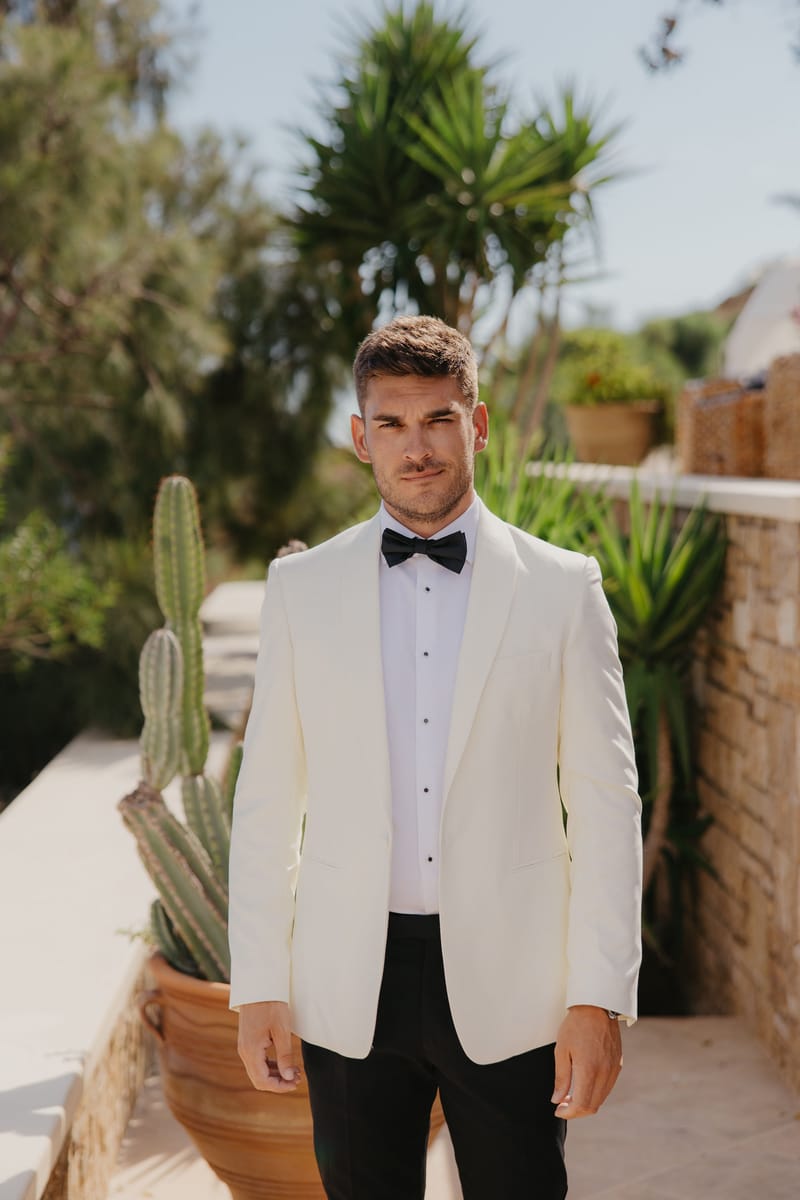 Rosie & Jordan Wedding in Ios Island