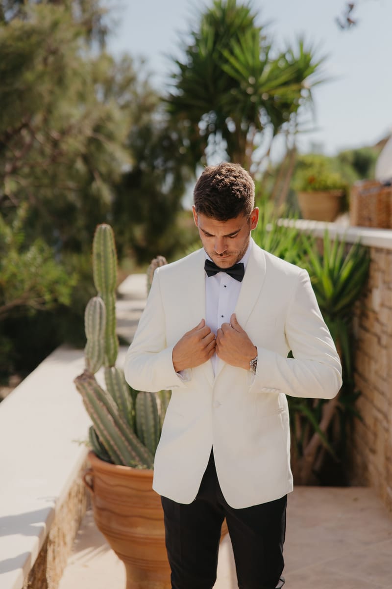 Rosie & Jordan Wedding in Ios Island