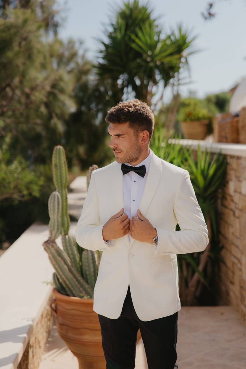 Rosie & Jordan Wedding in Ios Island