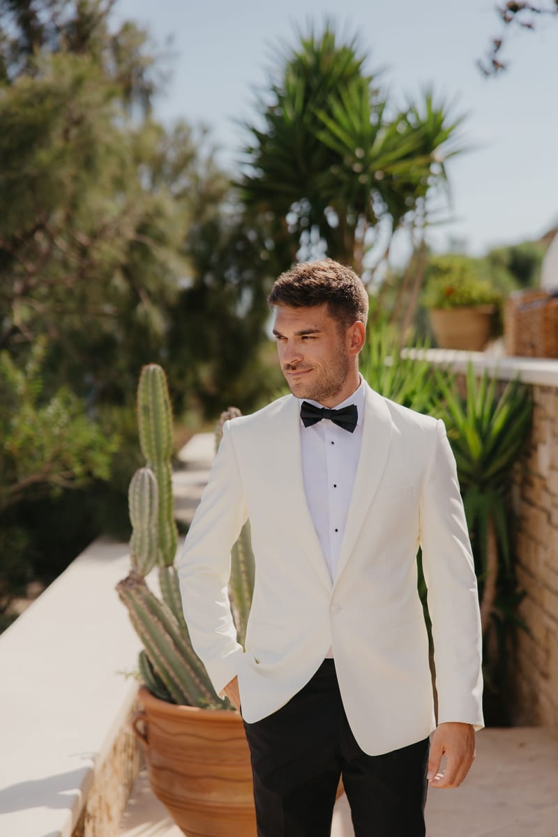 Rosie & Jordan Wedding in Ios Island