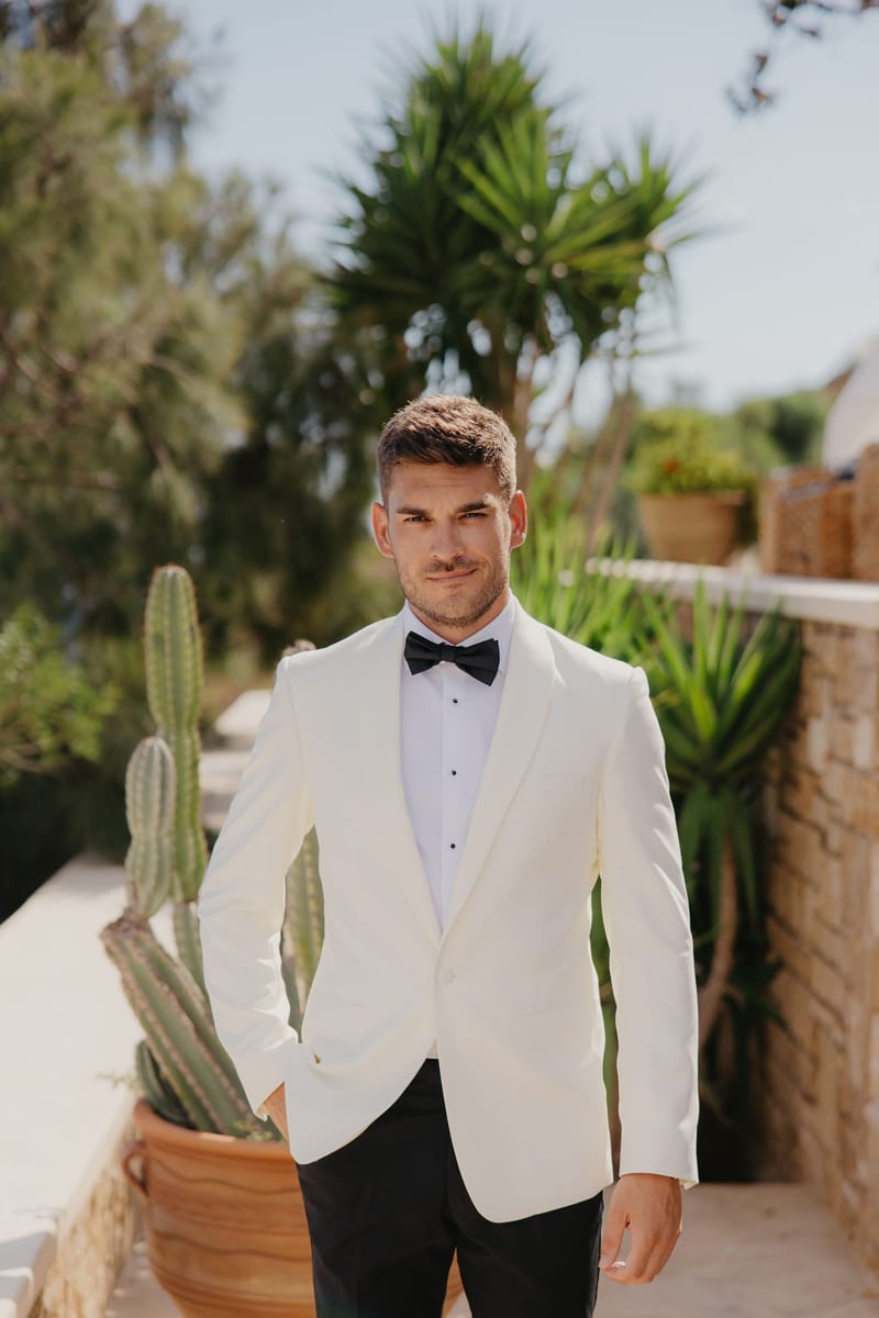 Rosie & Jordan Wedding in Ios Island