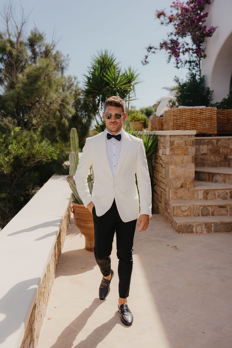 Rosie & Jordan Wedding in Ios Island