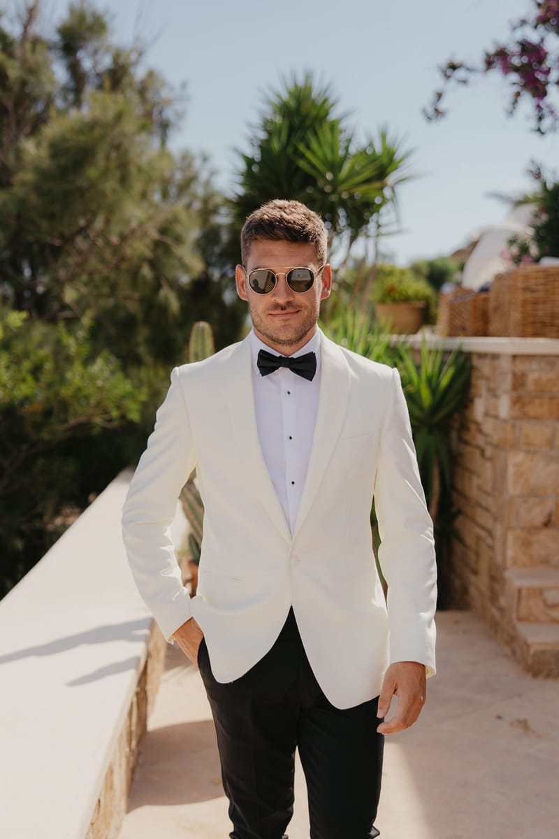 Rosie & Jordan Wedding in Ios Island