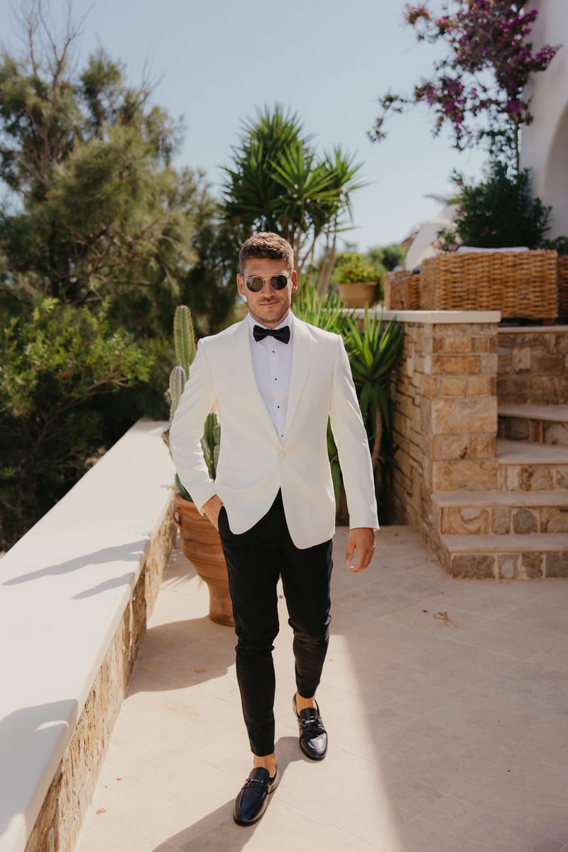 Rosie & Jordan Wedding in Ios Island