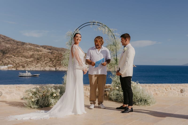Rosie & Jordan Wedding in Ios Island