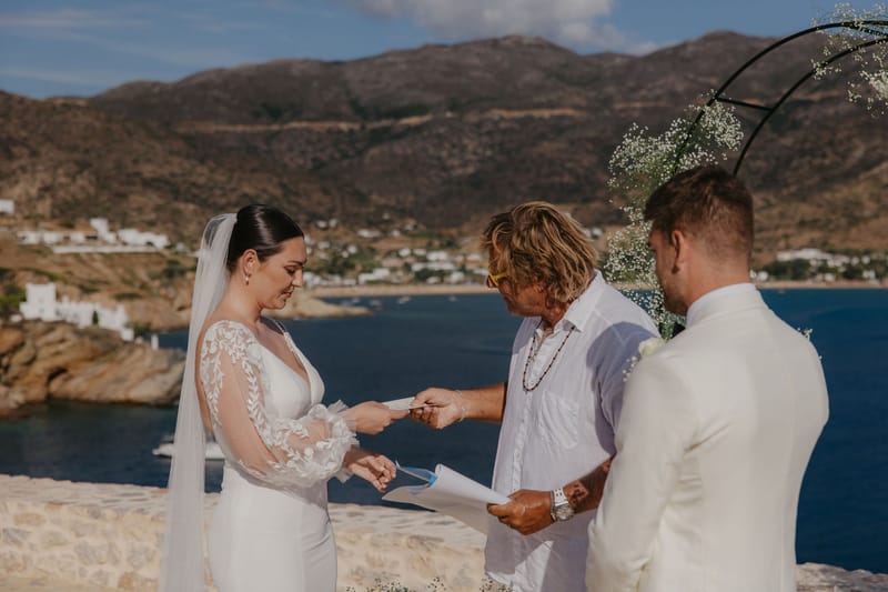 Rosie & Jordan Wedding in Ios Island