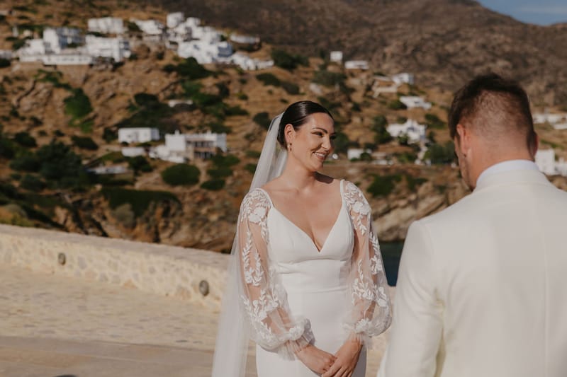 Rosie & Jordan Wedding in Ios Island