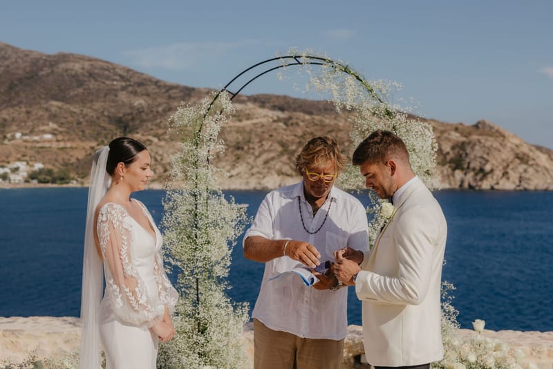 Rosie & Jordan Wedding in Ios Island