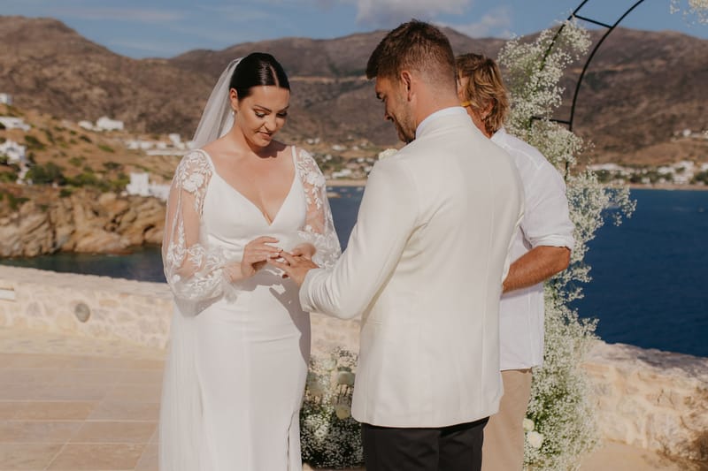 Rosie & Jordan Wedding in Ios Island