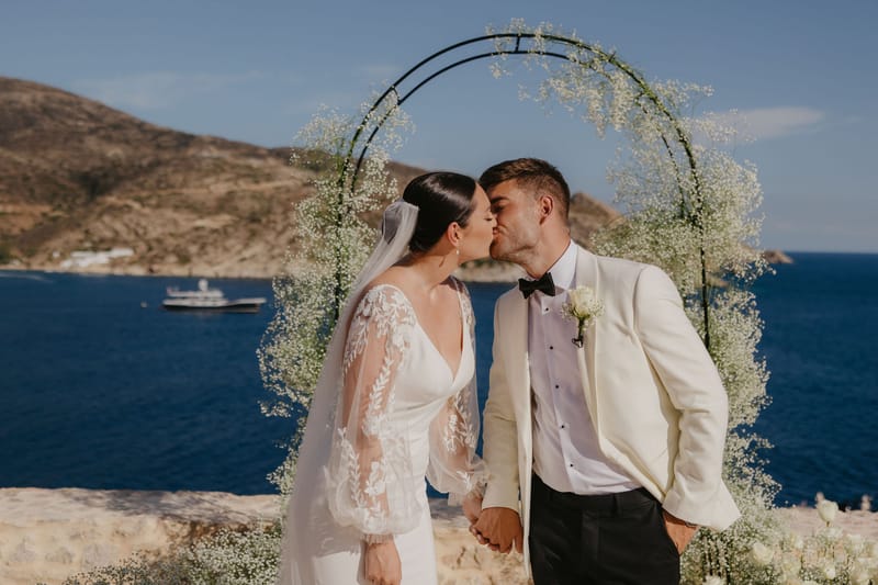 Rosie & Jordan Wedding in Ios Island