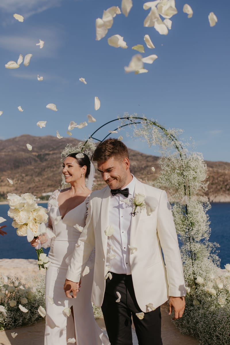 Rosie & Jordan Wedding in Ios Island