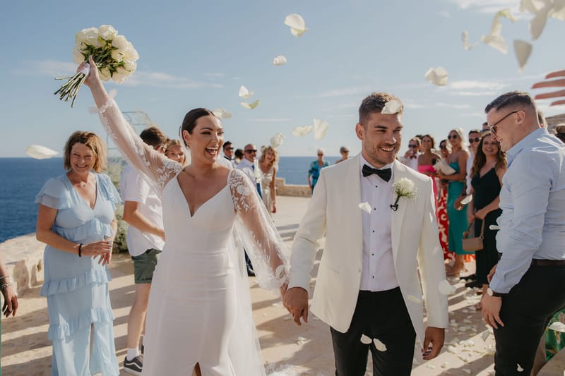 Rosie & Jordan Wedding in Ios Island