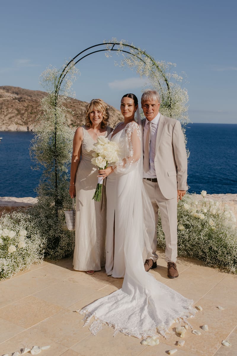 Rosie & Jordan Wedding in Ios Island