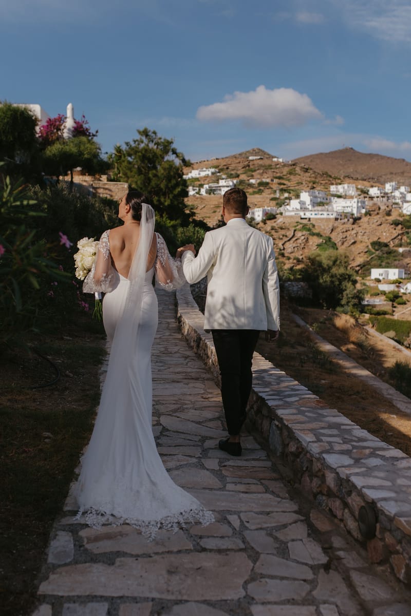 Rosie & Jordan Wedding in Ios Island