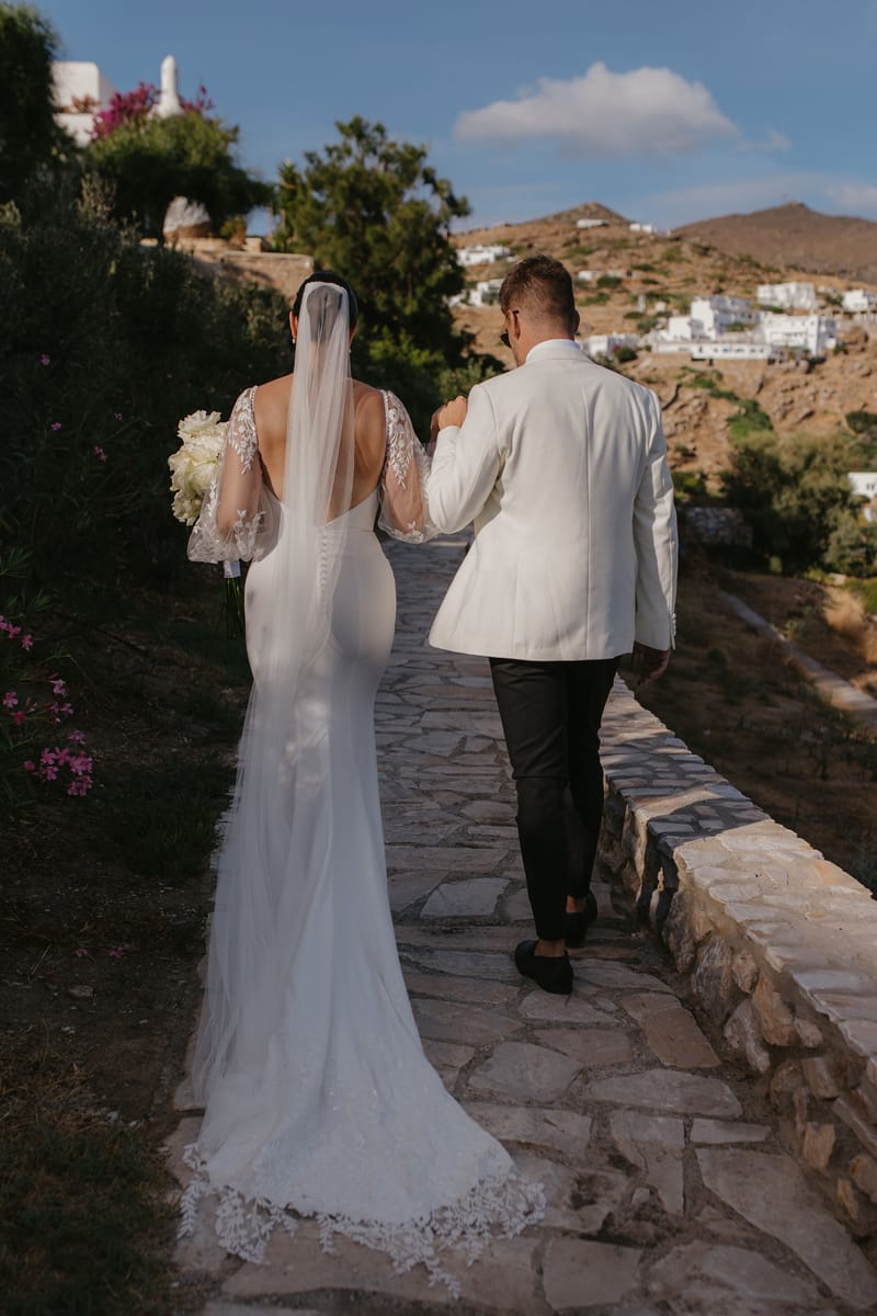 Rosie & Jordan Wedding in Ios Island