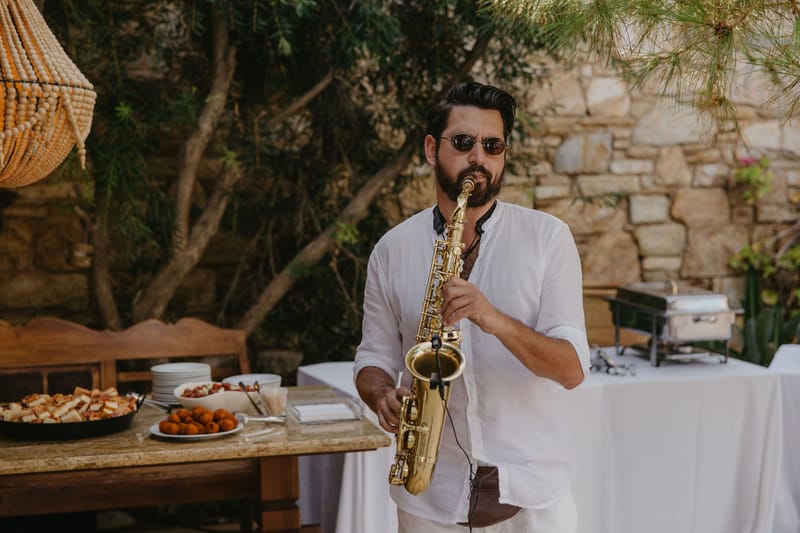 Rosie & Jordan Wedding in Ios Island