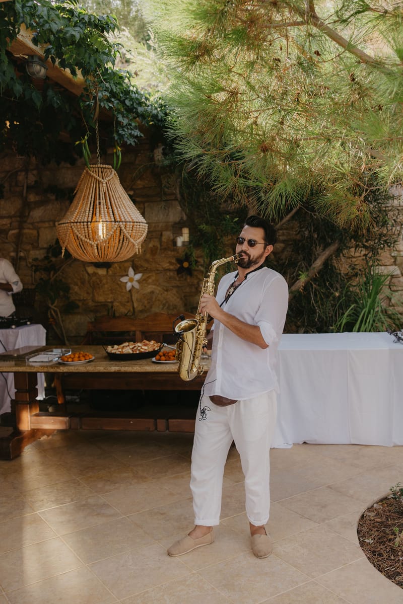 Rosie & Jordan Wedding in Ios Island