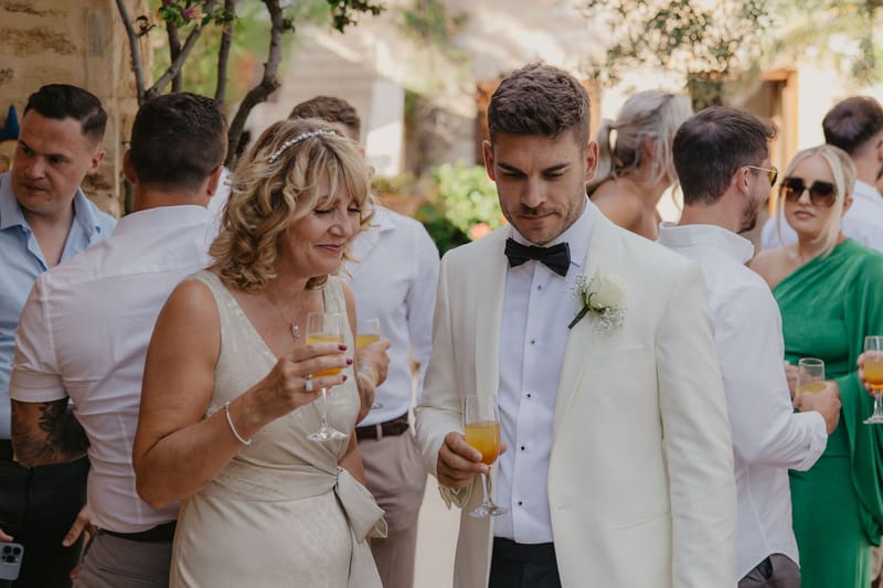 Rosie & Jordan Wedding in Ios Island