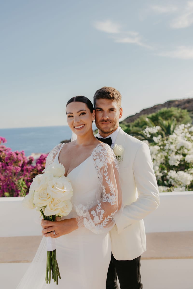Rosie & Jordan Wedding in Ios Island