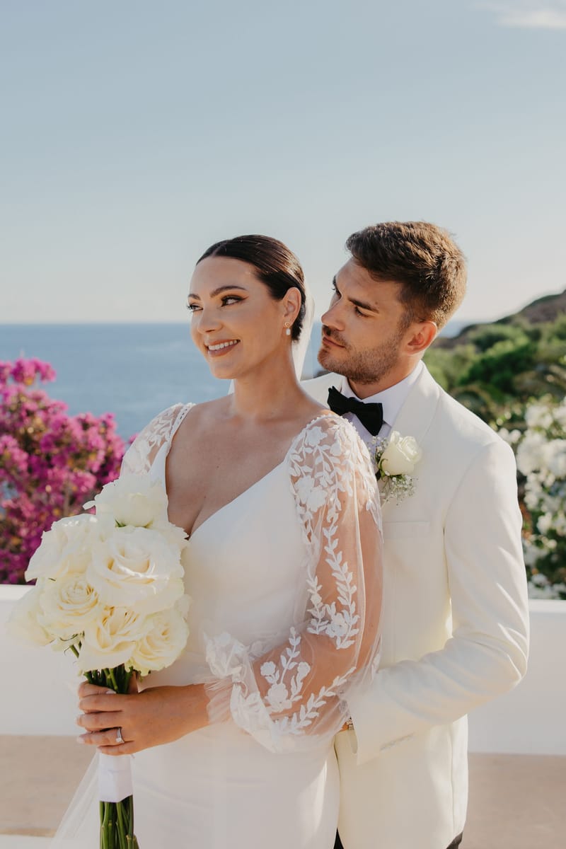 Rosie & Jordan Wedding in Ios Island