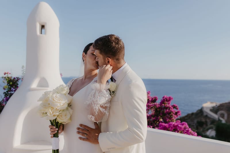 Rosie & Jordan Wedding in Ios Island