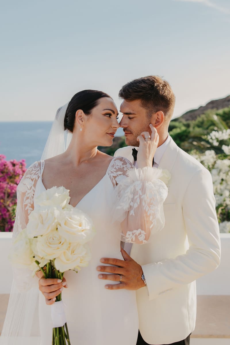 Rosie & Jordan Wedding in Ios Island