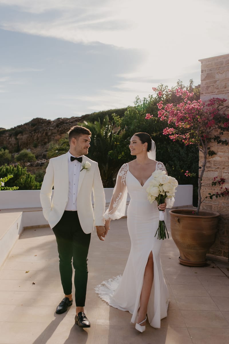 Rosie & Jordan Wedding in Ios Island