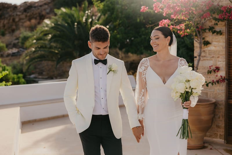 Rosie & Jordan Wedding in Ios Island