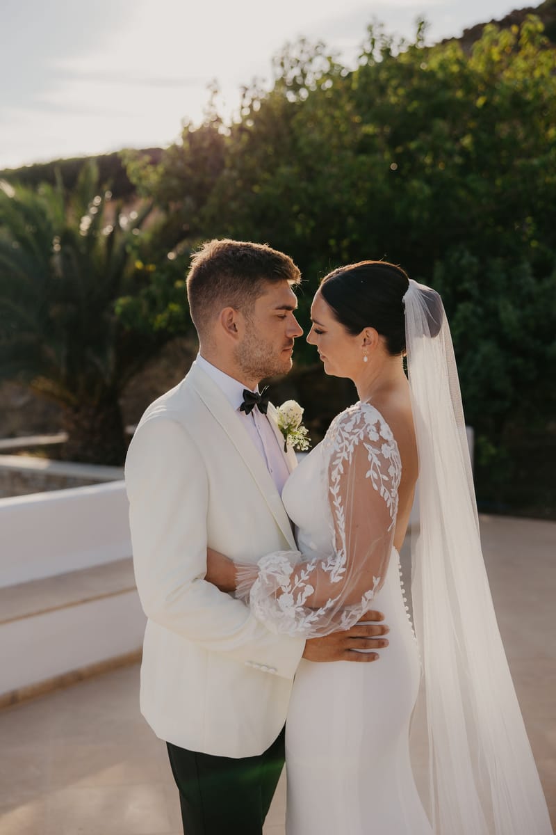 Rosie & Jordan Wedding in Ios Island