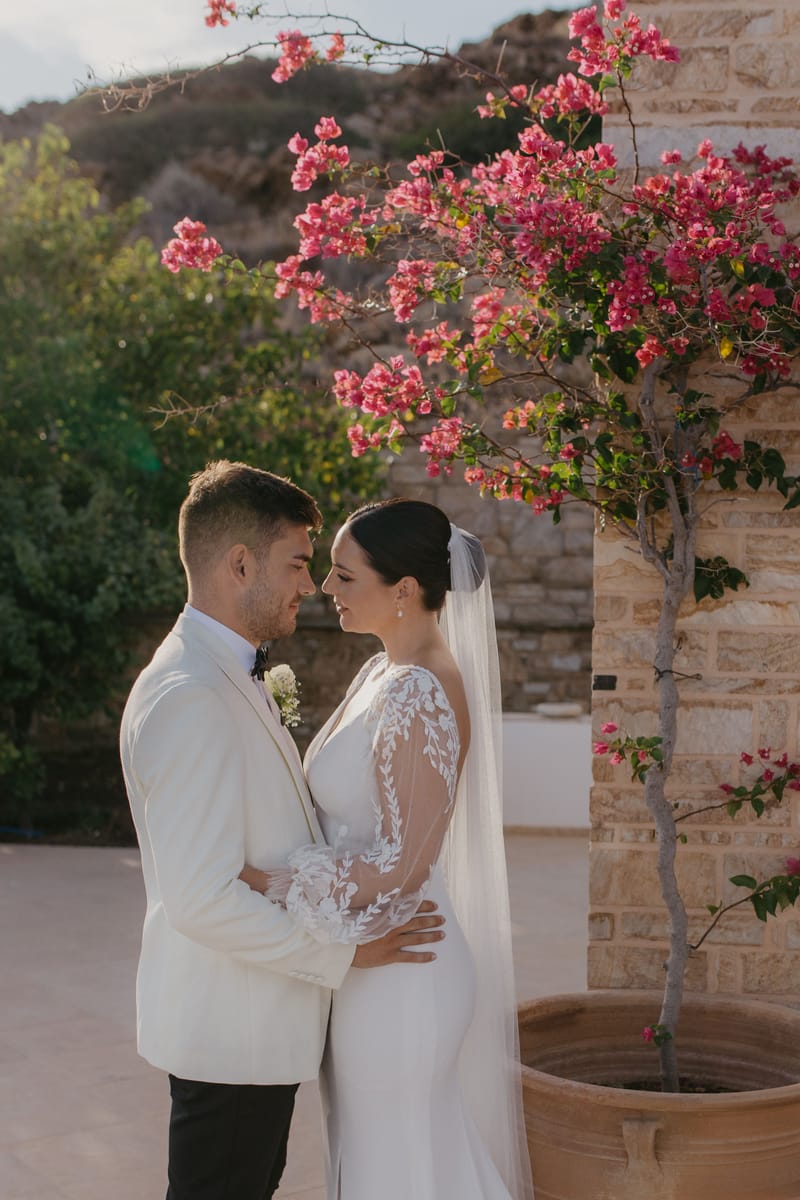 Rosie & Jordan Wedding in Ios Island