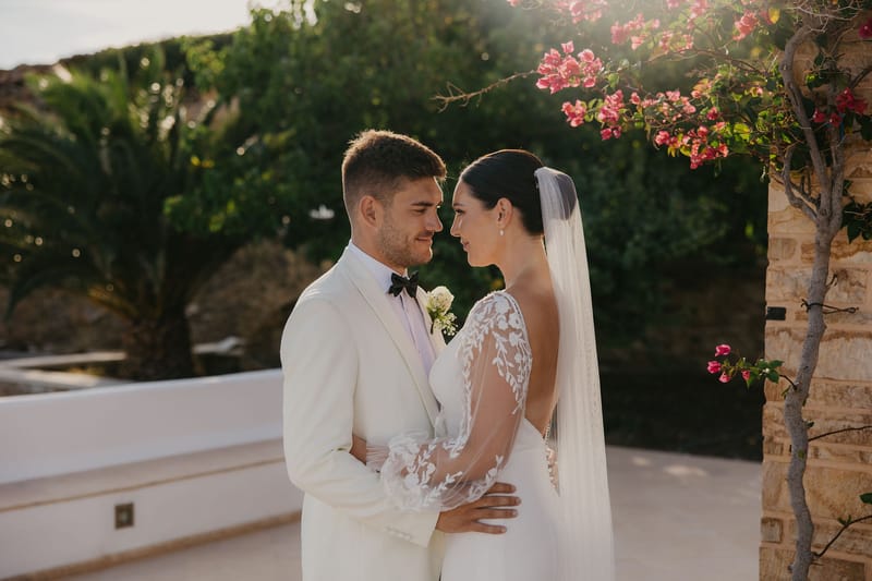 Rosie & Jordan Wedding in Ios Island