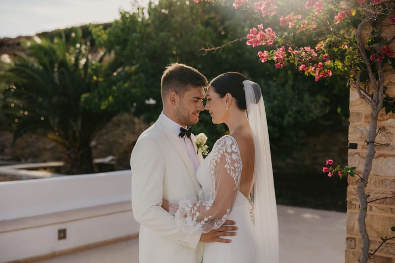 Rosie & Jordan Wedding in Ios Island